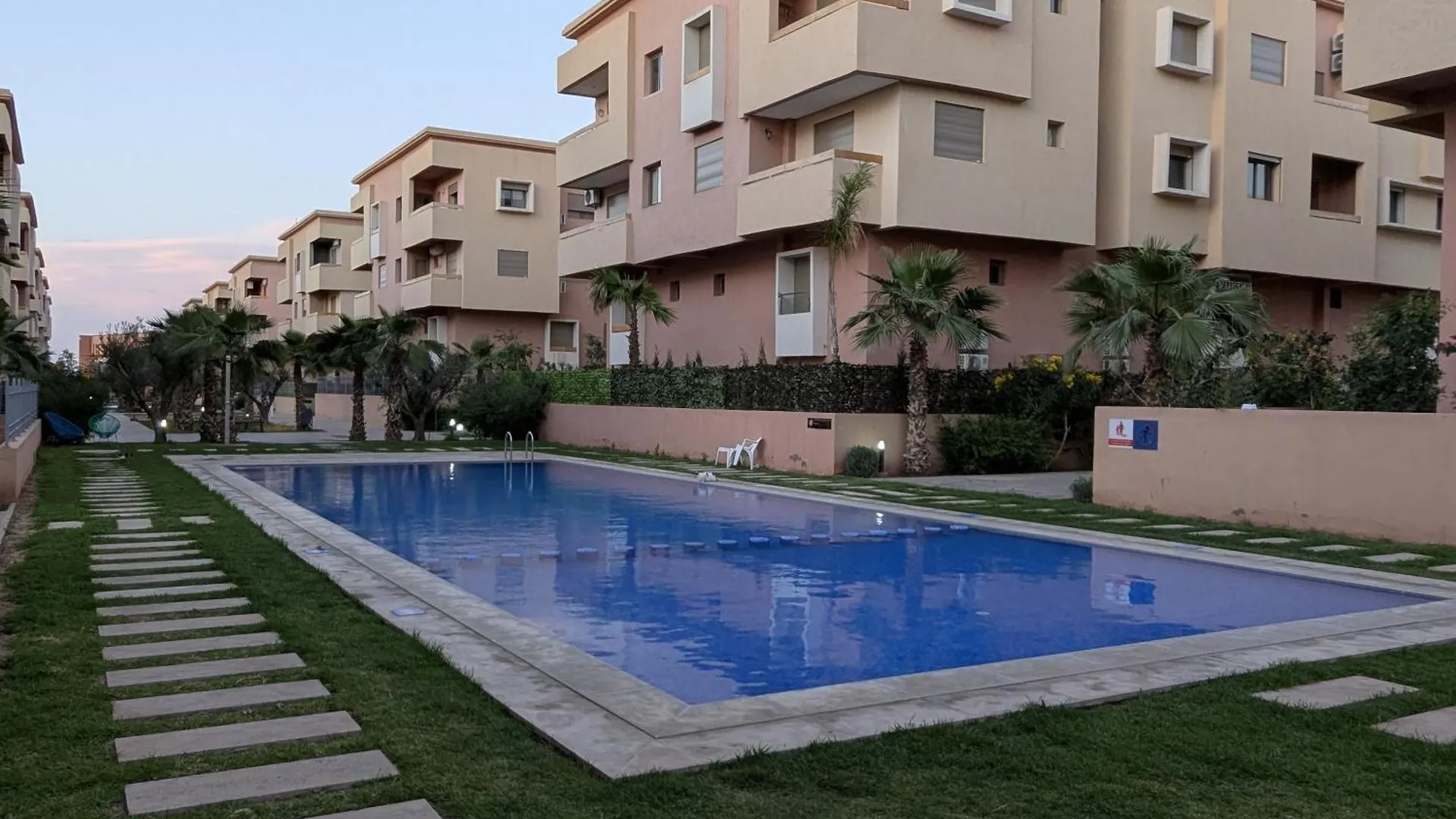 Janat House location